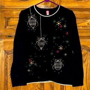 CHRISTMAS SWEATER. Perfect for any Ugly Christmas Sweater Party Size Small (4-6)